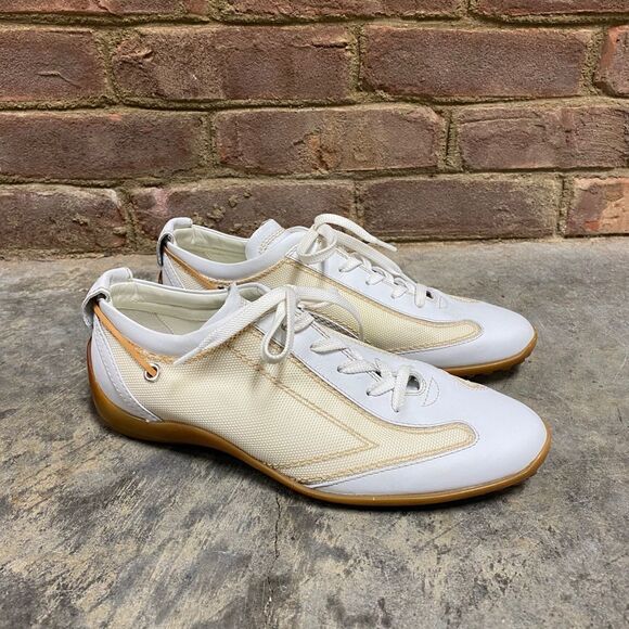 Tod’s White & Cream Leather Sneaker Size 7 - Picture 2 of 11